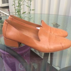 Italian loafer-heels